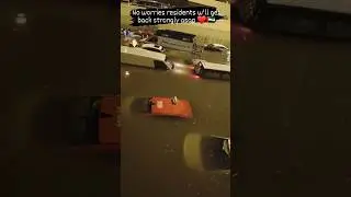 Dubai car stucked in flood🇦🇪 #heavyrain #uae #weather #alain #hailstorm #uaeweather #rain