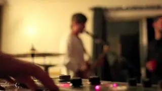 L2V Festive House Party Perfuckmance