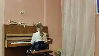 Петрова Анна, Песня на фортепиано