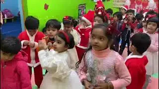 Christmas celebration at Kidzee Bareilly 🎂🎉🎊#christmas #fun #kids #kidzeebareilly #jinglebells (2)
