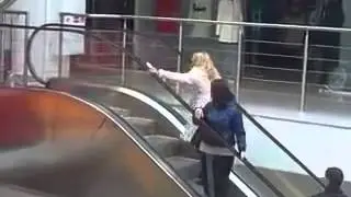 Блондинка