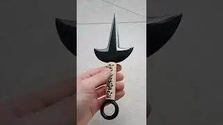 Самодельный кунай Минато! Выполнен из 12-и миллиметрового мдф и доски! Делал на заказ)