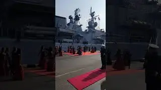 Выступление грузинского ансамбля народного танца в порту Батуми. Батуми.  4 марта 2024
