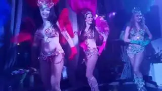 Бразильские танцы на др. Жопотряс