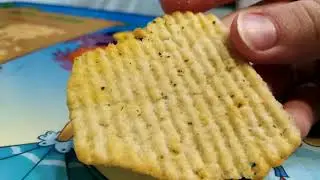 ЛЭЙМ пробует чипсы лэйс 