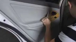 Toyota Camry 2006—2011 Door removal. Разборка двери