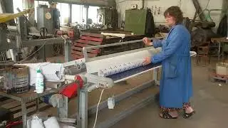 Станок для оклейки этикеткой логи туалетной бумаги Модель ОС