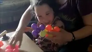 Тася учится хватать