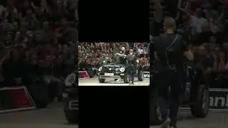 Giant - Hafþór Júlíus Björnsson vs.Eddie Hall. The World's Best Car Walk#shorts #strongman