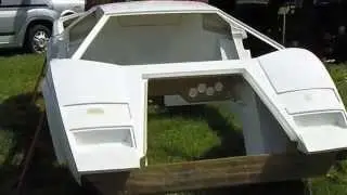 replica Lamborghini Countach in build