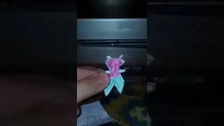 Самодельный LOL из бумаги.