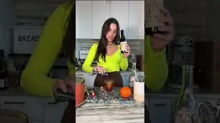 How to Make Mezcal Negroni 🍊 #mezcalnegroni #mezcal #negroni
