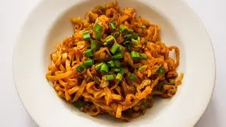 Chili garlic noodles | Garlic noodles | How to make chilli garlic noodles | Noodles recipe | Noodles