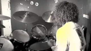 drums doublle bass & roto toms / tune while playing / IBEW drummer