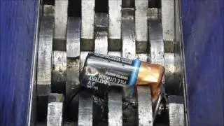 Shredding metal  lithium battery and adding water