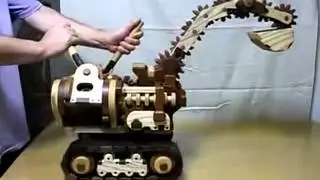 Классный деревянный экскаватор
