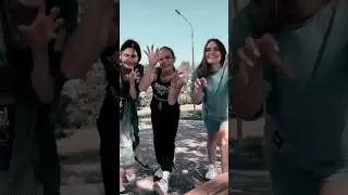 Мои любимые Элеонора и Британи💚 Подписывайтесь на тг канал ссылка в коментариях)