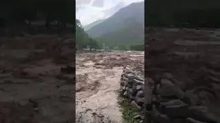 😭И чи офатай дар Точикистон? 🤲 Сел в Таджикистане смывает всё на своём пути #tajikistan #сел #ромит
