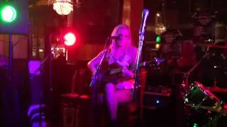Ellie - Unchained (Molly Sandén)
