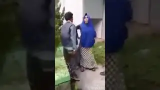 Petugas tak sengaja menemukan sepasang hendak mesum di taman