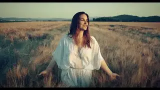 Ana Dežman | Grem naprej (Official video)
