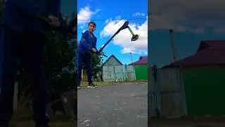 Трюки на самокате.
