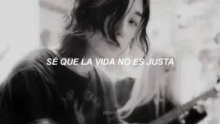 into the dark - point north (feat. kellin quinn) | traducida al español.