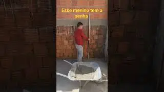 esse pedreiro tem a senha
