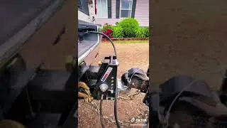 Airing up the Shocker HD Max Black via DakotaLogger  #ShockerHitch #shorts