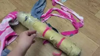 Отремонтировала кошачьи когтеточки с помощью старой одежды, трусов, носков, ОСП и линолеума