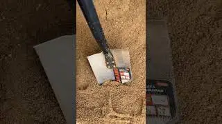 Такой лопатой только теплое говн