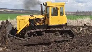 ChTZ T-130 bulldozer road planning