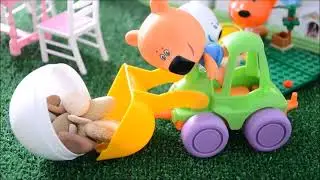 Ми-ми-мишки, играем  вместе  игрушки