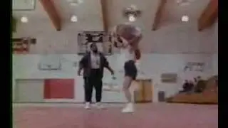 Female overhead lift - fake but nice