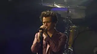 HARRY STYLES - Sign Of The Times Live Sweden 18/3