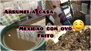 Vlog Rotina/arrumei a casa/como limpar mesa vidro sem embaçar/almoço rápido