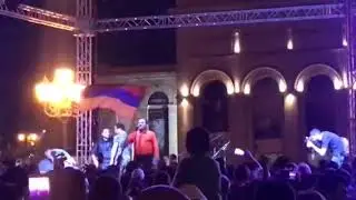Hamlet Gevorgyan@ hraparaki hamergum... Hamazgayin hanrahavaqi jamanak