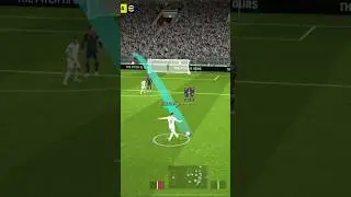 Valverde free kick 👀 
