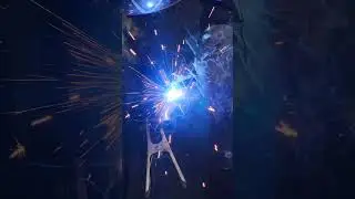 Шаровая молния!!!)) Или как приварить красиво отвод к трубе с зачисткой) #diy #tools #welding