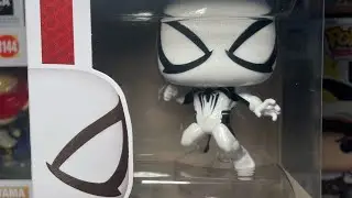 Spider-Man Anti Venom Suit Peter Parker Funko Pop #1025 unboxing 