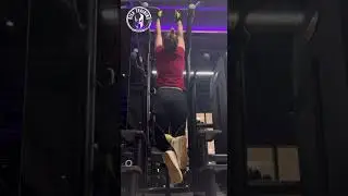 ⚡️Видео⚡️Я девочка и я люблю АК и спорт! 