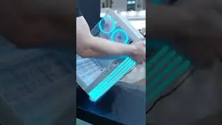This REVERSABLE Case is Awesome! Light Base 900 