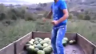 Akrobat Karpuzcu