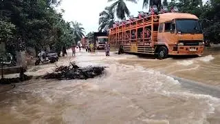 banjir di jalan lintas sumatra jambi pekan baru