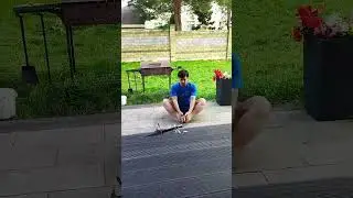 Андрей Гордеев   ёжик пытается сьё