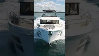 Endless summer aboard the BENETEAU Grand Trawler 62