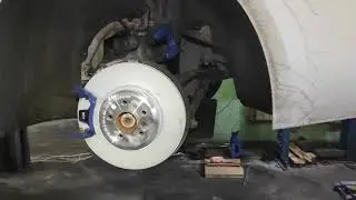 Рулевая рейка для задних колёс на БМВ.