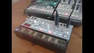 Korg Volca Bass & Korg Electribe ES 1 Jam