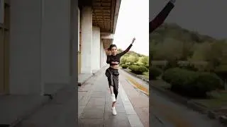 Thousand Foot Krutch - Courtesy Call. Hoy es un Buen día para Bailar. Lets Dance Together. Subscribe
