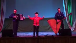 Солист образцового вокального ансамбля 